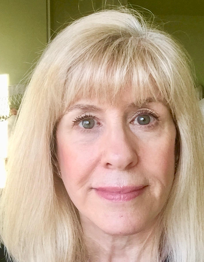 Super Fruit Oil Nourishing Eye Cream - Customer Photo From Leslie Dragani